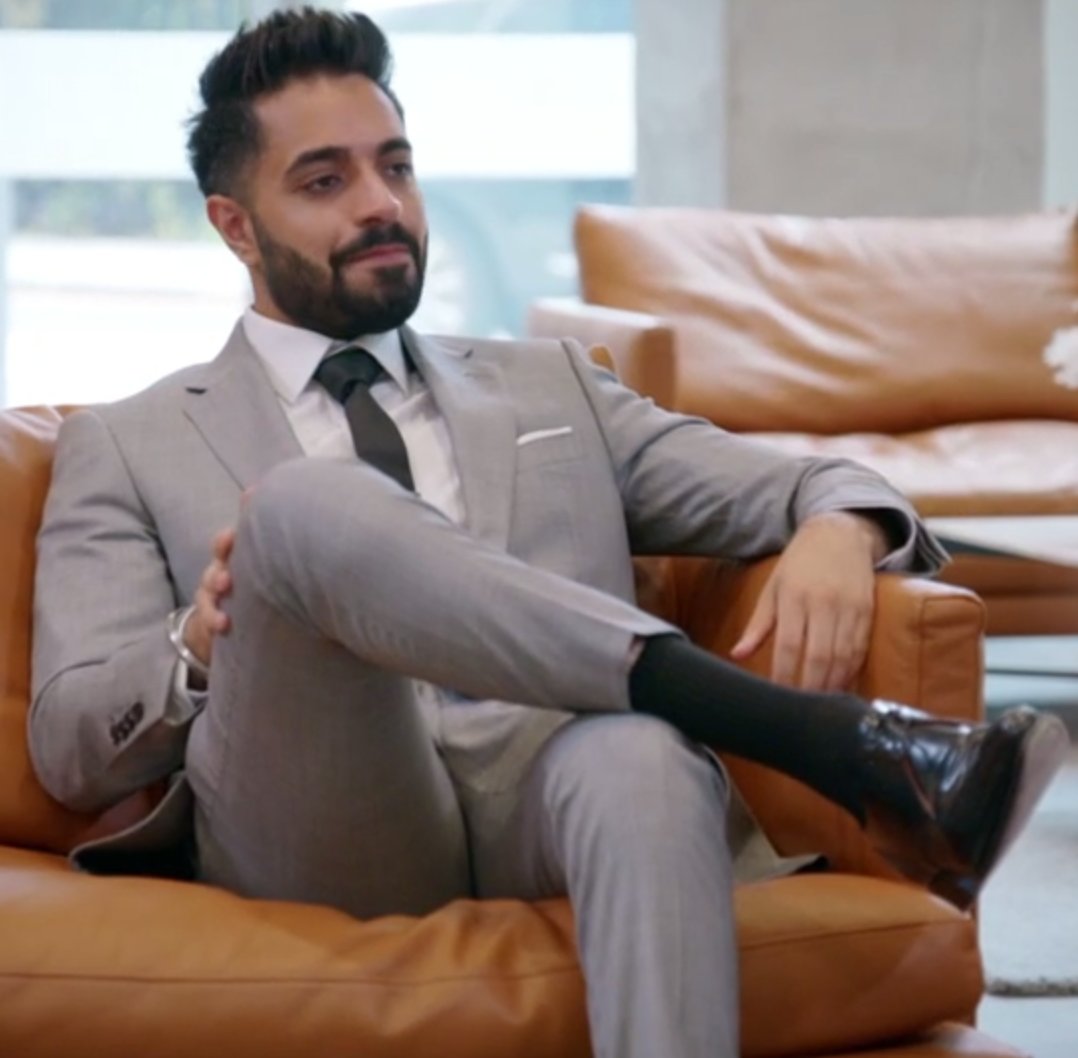 PreppyJock's tweet image. #paulmidha #dresssocks #suits #gayfetish #fetish #theapprentice #ukapprentice #beard #cute #asian #asianman #西裝 #西裝男 #型男 #西裝控 #襪子 #西裝襪 #leathershoes #皮鞋 #襪子控 #激凸 #bulge #激突 #blacksocks #黑襪 #hot #handsome #英俊 #可愛 #goodlooking