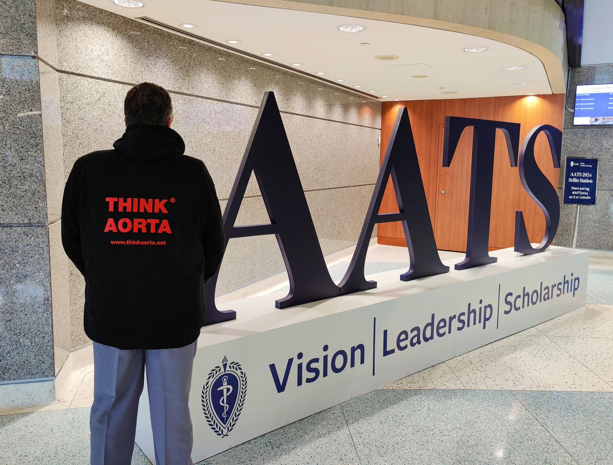Great to see so many clinicians supporting the launch of #THINKAORTA Canada at #AATS2024. Thank you to the delegates who shouted 'Yay, Go #THINKAORTA' when they saw my hoodie. Thx also to the wit who shouted 'that's not the bathroom!' 🤣 @THINK__AORTA @AorticDisorders @AATSHQ