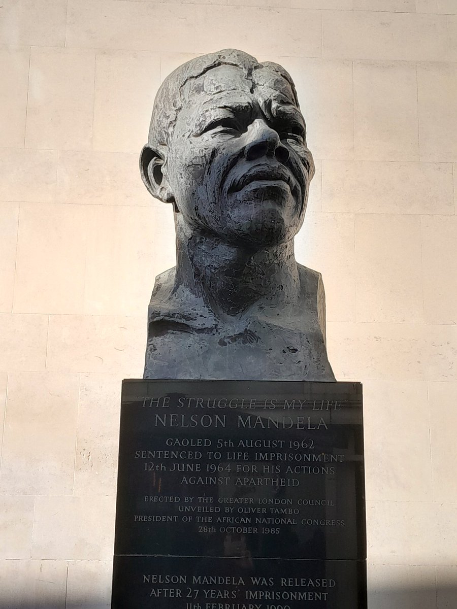 Statue of the late @NelsonMandela  outside #southbankcentre in #London.