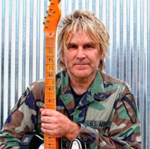#MikePeters #TheAlarm 29 years battling cancer and still going strong , wishing all the best to this top man as he goes into battle again. Love, hope and strength. 🎸