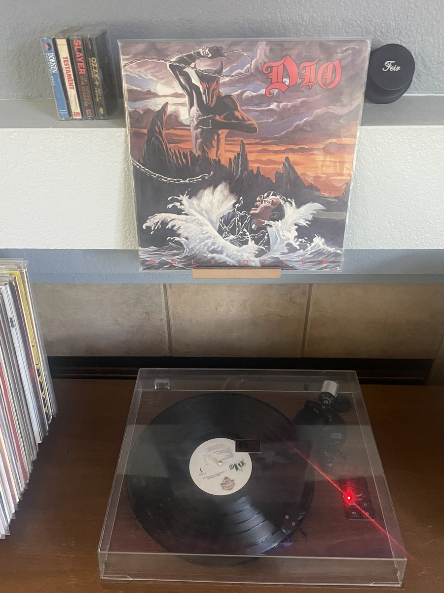 My copy just came in today!! I haven’t heard this album in years!!#vinylcommunity #vinylcollection #vinyladdict #HeavyMetal #classicrock #80smusic DIO! 👊🍻🤘