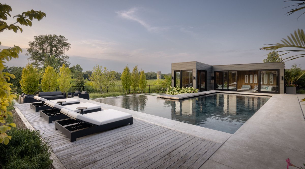 The new wave of luxury pools and backyards nationalpost.com/shopping-essen…