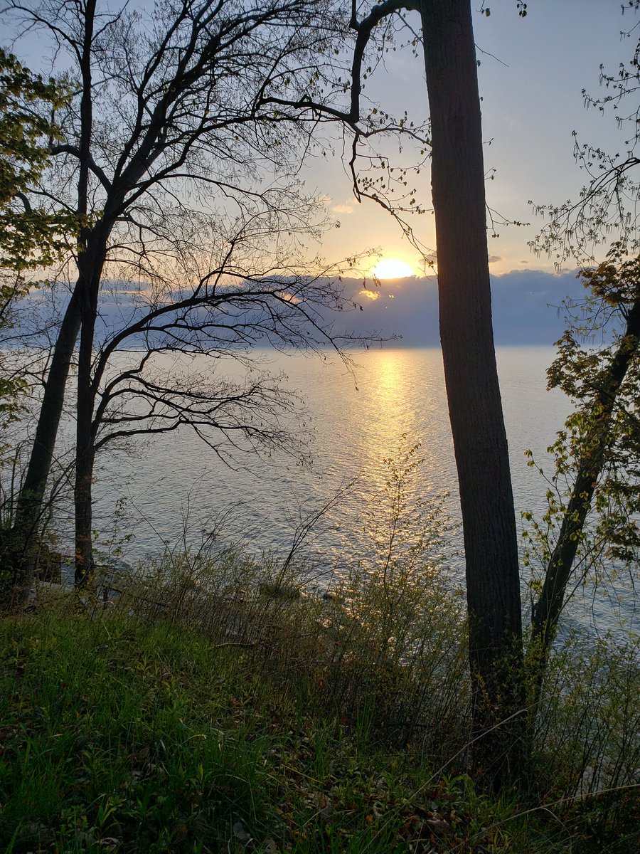 A beautiful #spring evening on #LakeErie. Looks like a storm cloud is rolling in across the Lake.