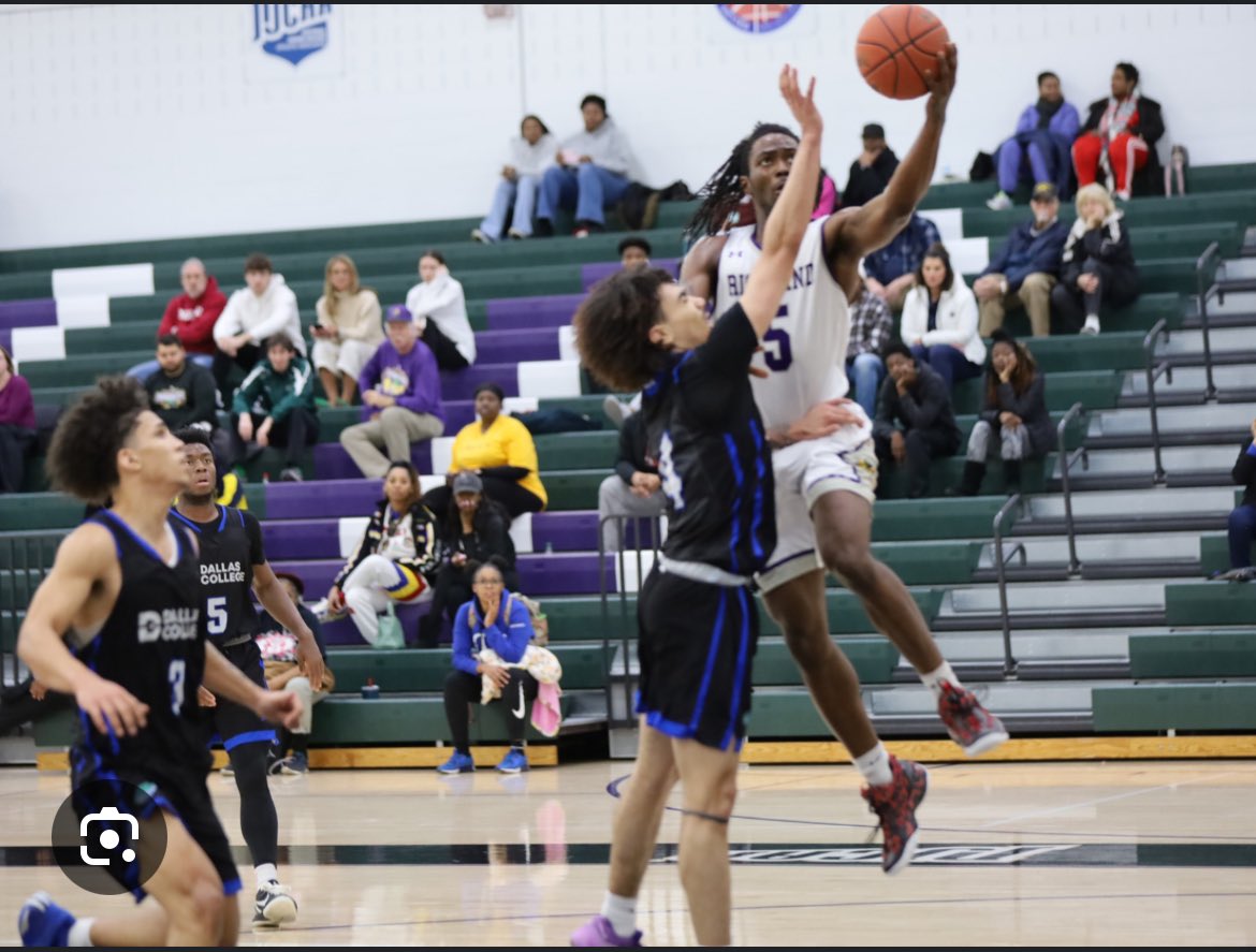 After a great visit and conversation with <a href="/coach_yayo/">Coach Richardson (YAYO)</a> im blessed to say i have received my first offer from <a href="/RichlandTducks/">Richland Thunderducks</a> #AGTG <a href="/CEKingBoysHoops/">C.E King HS</a> <a href="/HoustonTopgunss/">Houston Topgunsbball</a>