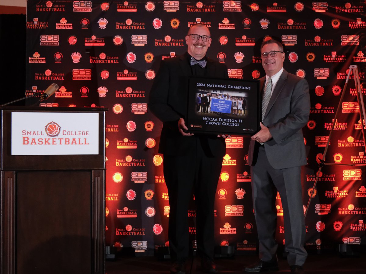 Crown College Coach Luke Herbert with SCB Founder John McCarthy at the SCB National Awards Show in Kansas City. @CrownCollegeMBB @TheNCCAA