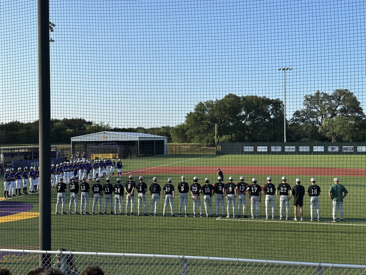 Big seeding matchup tonight vs Liberty Hill! Let’s go boys! #OneStandard #Attack @Cedar_ParkFB @LISD_AD