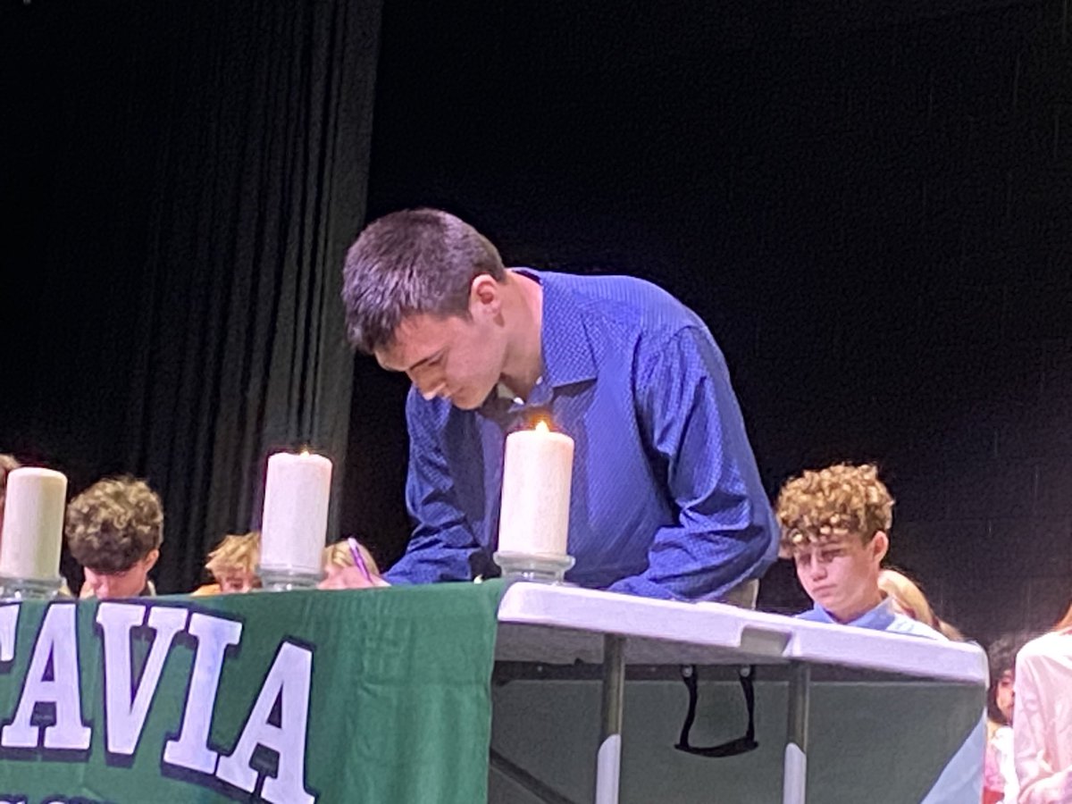 Batavia High School (@batavia_hs) on Twitter photo Congratulations to our new <a href="/batavia_nhs_/">Batavia National Honor Society</a> members! What an exciting night for BHS students! <a href="/AConnerNews/">Andrea Conner</a> <a href="/bataviaschools/">Batavia Schools</a> <a href="/blsd_super/">Keith Millard</a> #EveryBulldogEveryDay Congratulations to our new <a href="/batavia_nhs_/">Batavia National Honor Society</a> members! What an exciting night for BHS students! <a href="/AConnerNews/">Andrea Conner</a> <a href="/bataviaschools/">Batavia Schools</a> <a href="/blsd_super/">Keith Millard</a> #EveryBulldogEveryDay