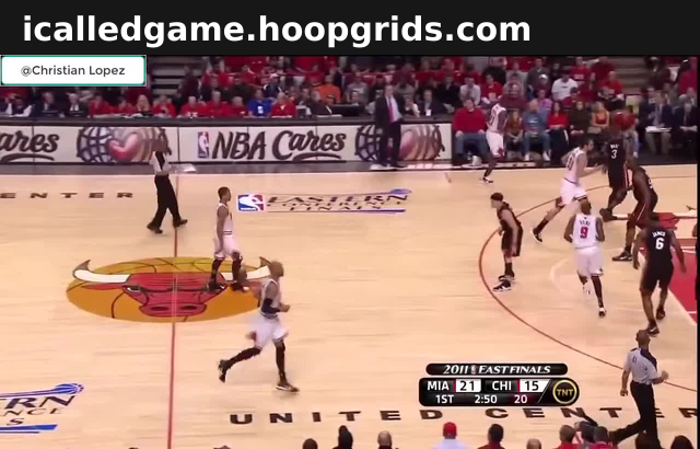 HoopGrids's tweet photo. All New I Called Game 🏀 just dropped!
Comment below if you remember this game!
#ICalledGame #ICalledGame127 #HoopGrids
https://t.co/FBMUrV3kOT https://t.co/NPggQ05ZJ6