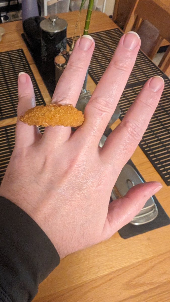 I said yes.
Tried #KFC Onion rings tonight 
#OneRing