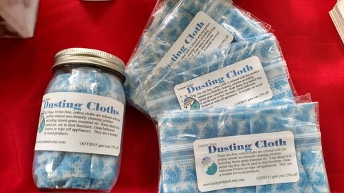 Lemon Grass Dusting Cloths, set of 11, Green Cleaning #backyardpatchherbs #greencleaning #utilitycloth #lemonvinegarandlemonoil #handinfusedcloths #antibacterial #chemicalfree #uniquegifts #shopsmall bit.ly/3uCZSJp