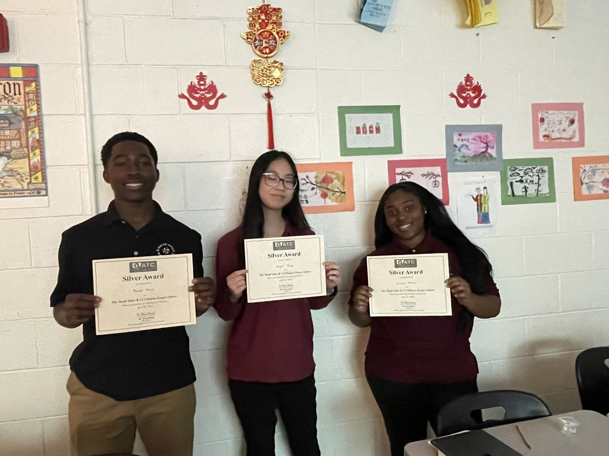 Sophomores Jaeden Dancy and Angel Jiang, along with senior Sa’naja Fentress earned the silver award at this year’s OATC Chinese Essay competition. This is the second place award out of all Chinese students in Ohio! Congratulations to all 3 of our Warriors!