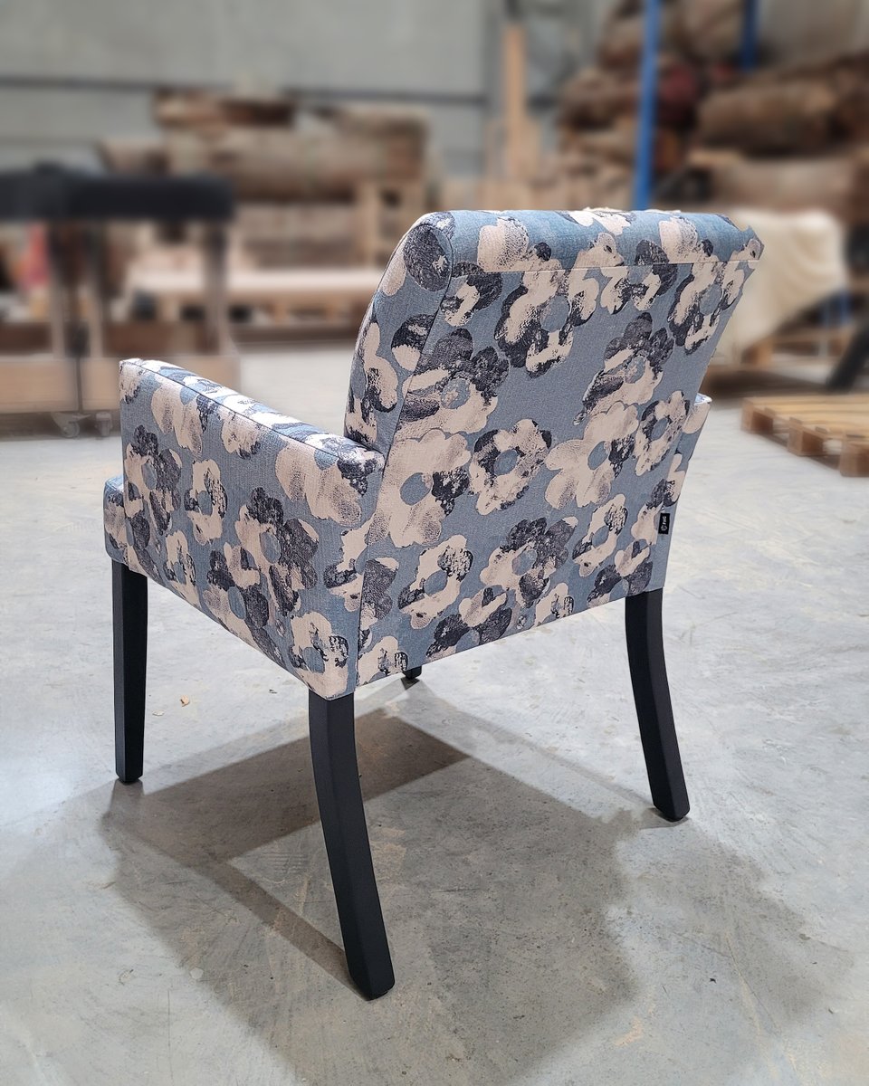 ✨ Fresh off the Brisbane factory floor: Presenting the Zeol Armchair for our retirement living client.

Request a quote or find out more:
fhg.com.au/product/zeol-l…

#RetirementLiving #AgedCare #AustralianFurniture #AustralianManufacturing #MadeInAustralia #SupportLocal #HandMade