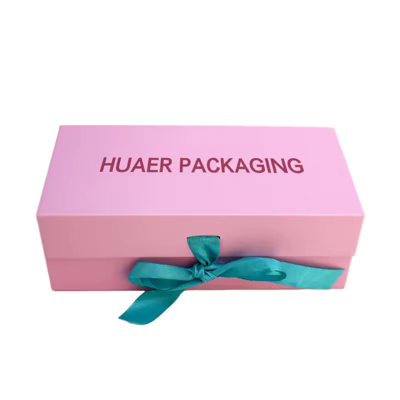 🎁 Made from 100% recyclable materials, these rigid boxes are perfect for clothing, chocolates, beauty products, and more. Customizable in size, color, and printing, with options for matt lamination, varnishing, gold foil, and more.  #Packaging #GiftBoxes #Customizable