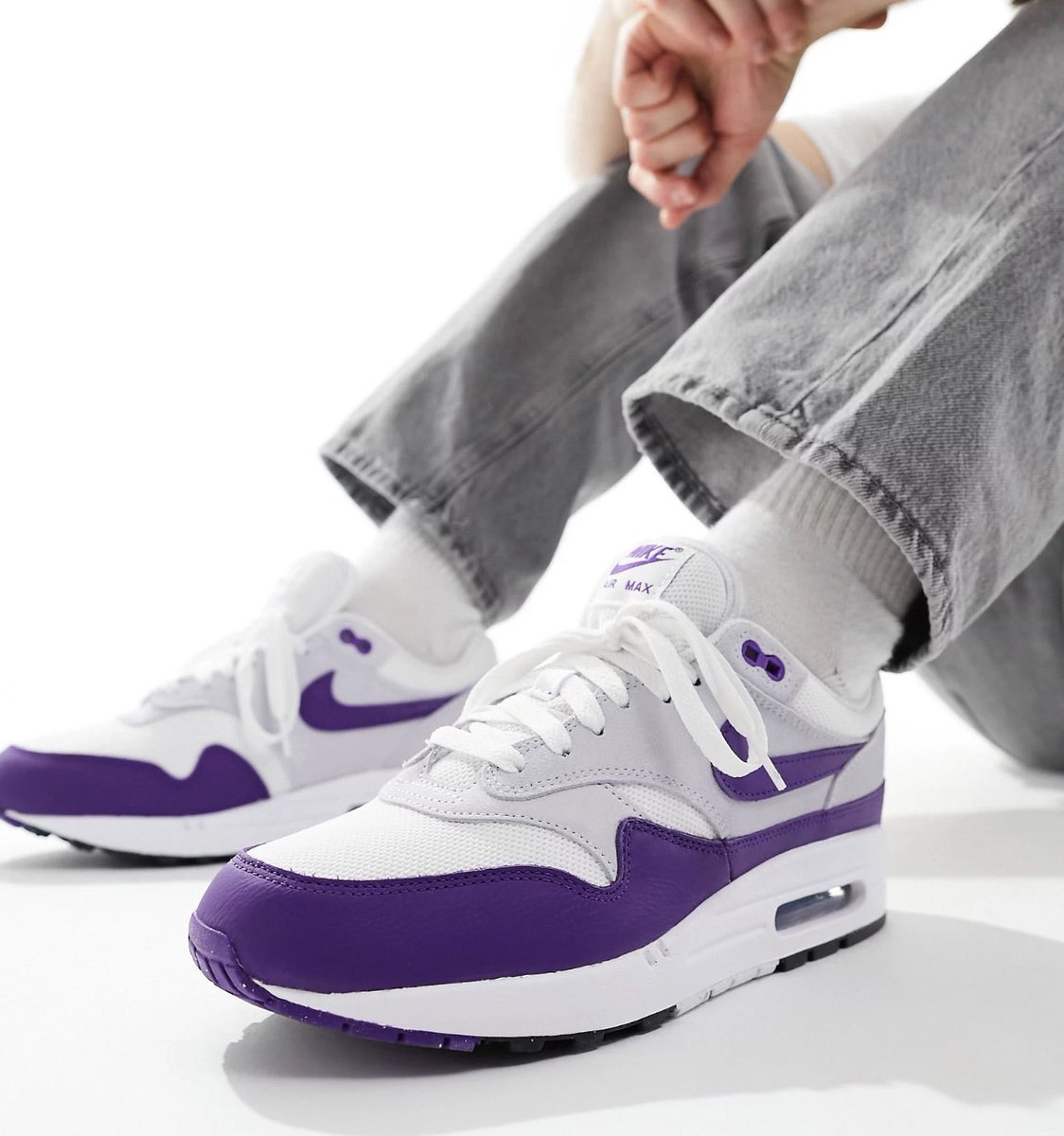 AD: Nike Air Max 1 SC 'White/Field Purple' ASOS US sovrn.co/9icvbkm Slam Jam sovrn.co/1occ25h SNS sovrn.co/1552r82 Try code SNEAKERS