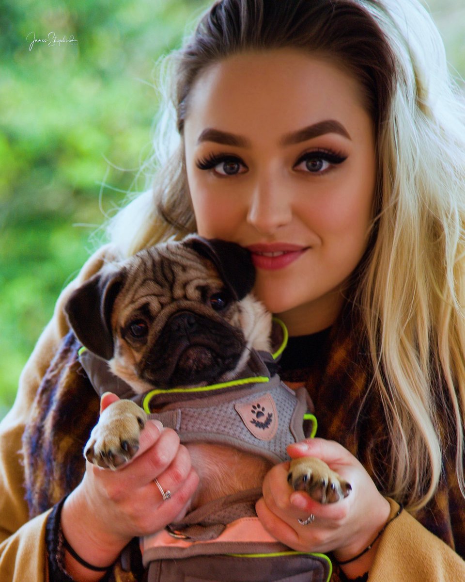 Dougie had the best time at his Sunday pug-meet with Pug Life Rescue and Pug and Pudding in Chapel En Le Frith! You can hear what happened with me on @BBCSheffield today at 7.20am & again at 9.20am 💜 James Shepard Photography 📸 #pugs