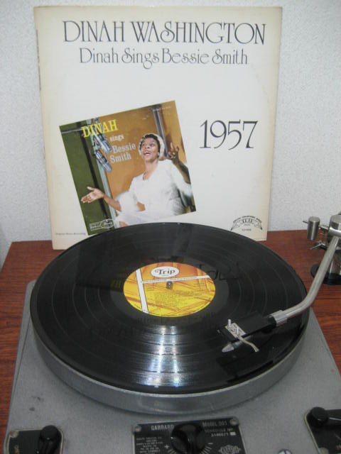 #Dinah #Washington　Dinah　Sings #BessieSmith　#TRIP #JAZZ  1957年録音 #フォノイコライザー は AES　1960年代プレス #ジャズ #LP でも　AES　NAB　RIAA フォノイコ　が混在しています