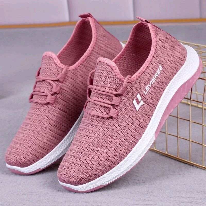 Cek RESTOCK Sepatu Sneakers Wanita Rajut Casual Terbaru LV0463 dengan harga Rp34.900. Dapatkan di Shopee sekarang! shope.ee/5AWA6V8MgJ?sha…