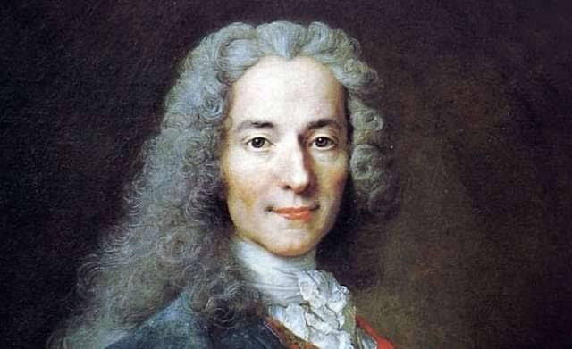 Voltaire'den 30 Değerli Alıntı 

1. Size kimin hükmettiğini öğrenmek istiyorsanız, sadece kimi eleştirme izniniz olmadığını bulun.