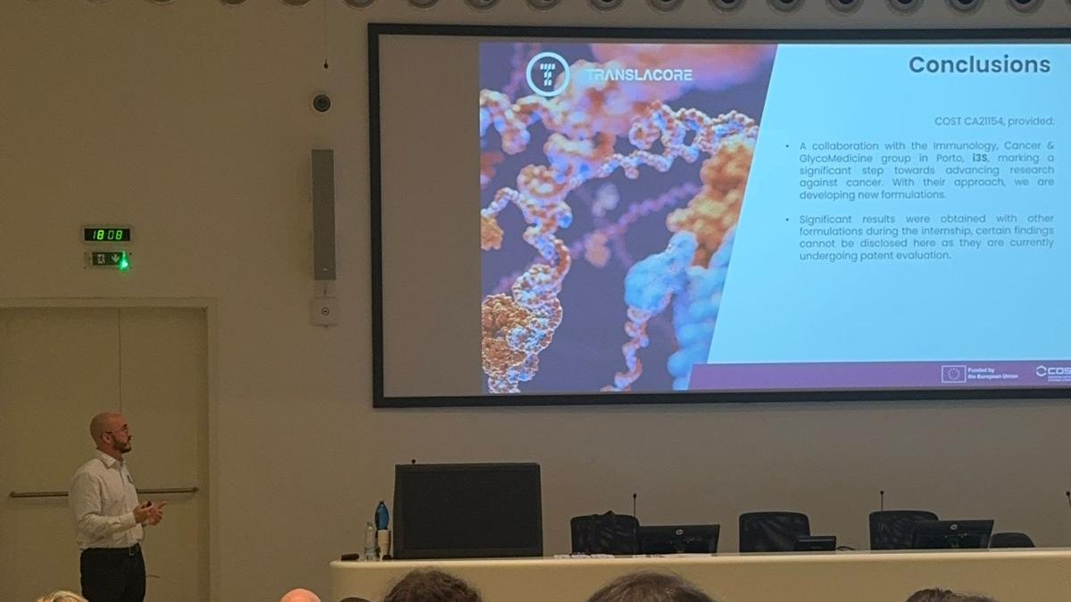 Yesterday, our PhD student, Nil Gonzalez-Rios, presented his work on #mRNA #glycovaccines based on #polymeric #NPs. Thanks @Translacore @COSTprogramme for funding his stay. @IQSbarcelona @uramonllull @magdafaijes