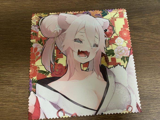 ssrnメガネクリーナー中々いい感じ 