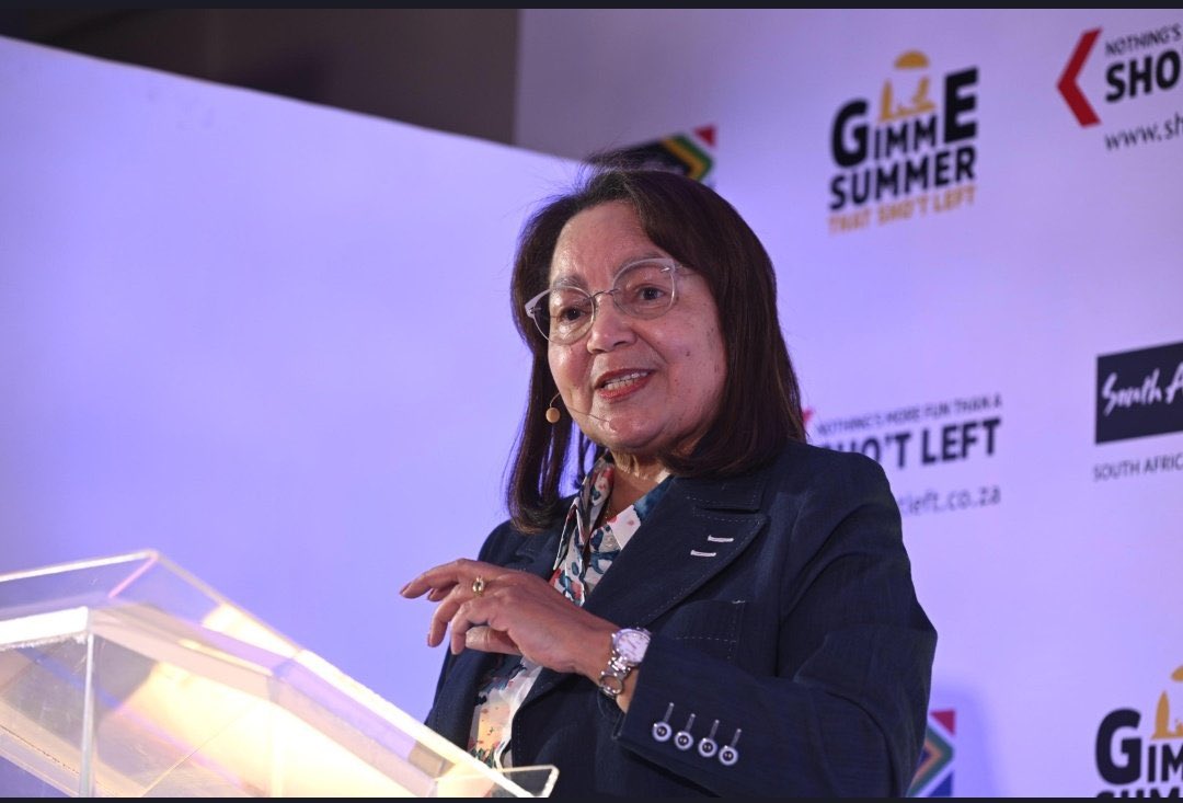 [Interview] 📻

R35M in irregular payments at Tourism SA retrieved 

Tourism Minister @PatriciaDeLille speaks about the matter on #702Breakfast 

📸: Supplied 

#702Breakfast #SATourism #702WalkTheTalk