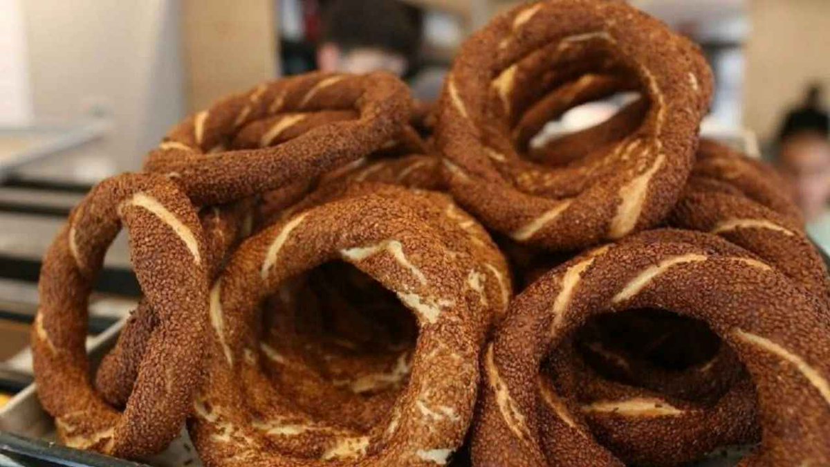 Simit fiyatında yeni dönem: Bakanlığın onayı gerekecek egedesonsoz.com/haber/simit-fi…