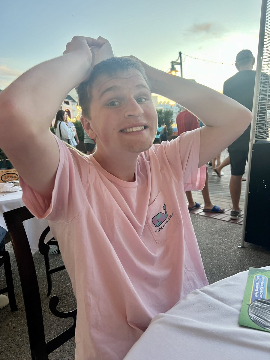 JenniferSwank's tweet photo. @netflix Season 1 of @3body was amazing! I was disappointed to hear the “r” word. Netflix, please consider cutting this gratuitous word from the episode. It added nothing to the plot. This young man deserves a world without it. #specialneedsmom https://t.co/byefEsgOBX