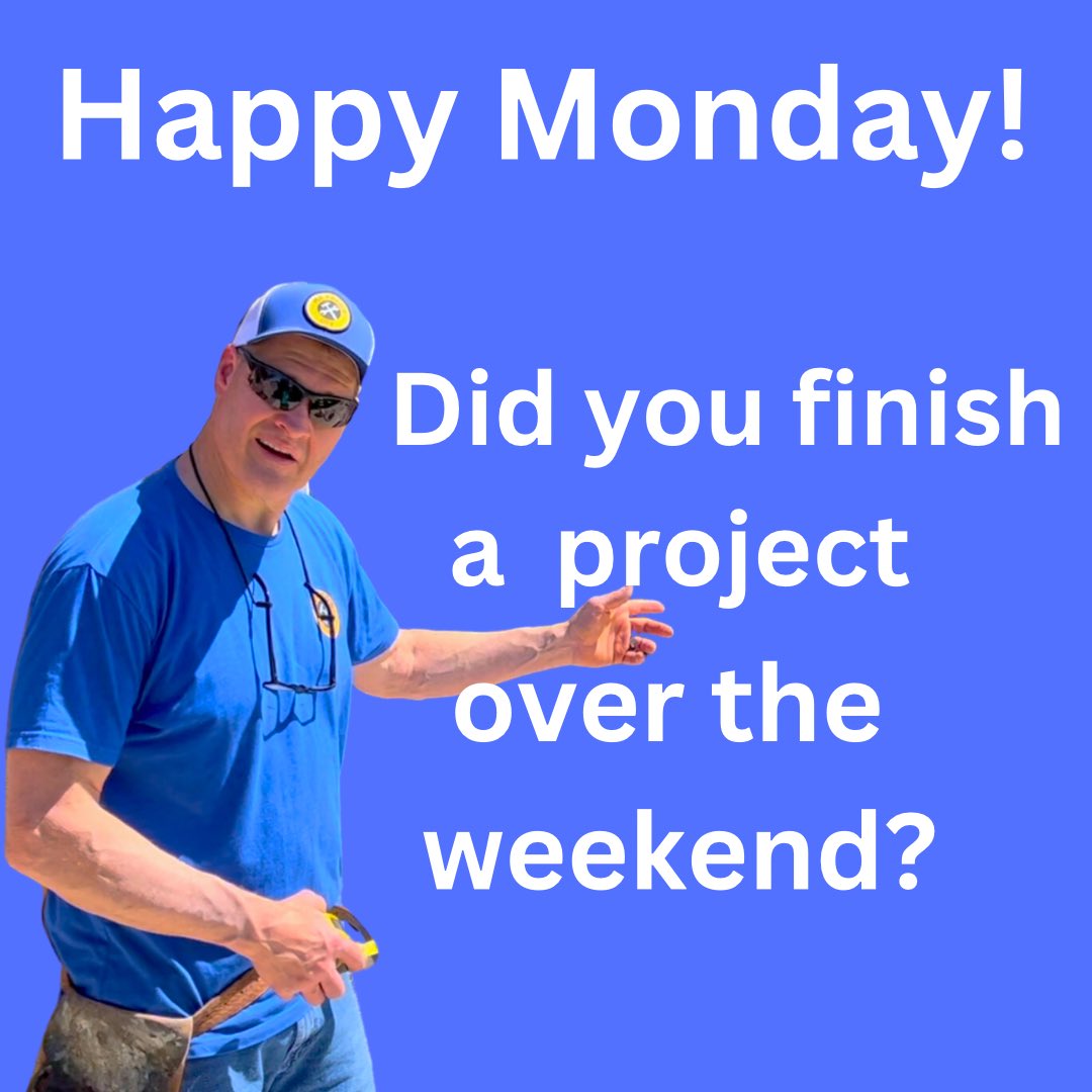 Happy Monday! Did you finish a project over the weekend? If you did, what was it? I finished filming one video snd started another. 
#monday #diy #diyprojects