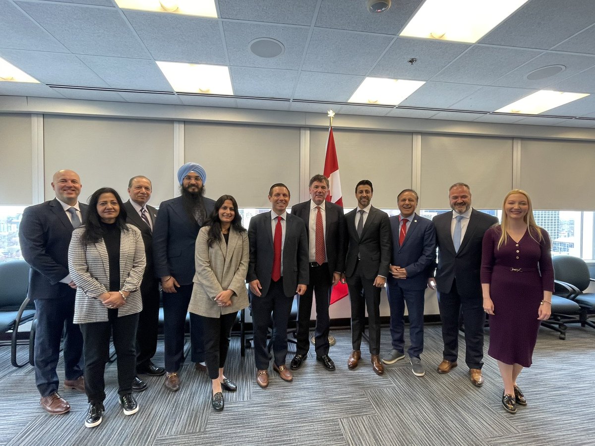 Productive meeting today with @patrickbrownont alongside our Federal Public Safety Minister Hon. @DLeBlancNB and colleagues. Auto theft remains a pressing concern for Bramptonians, we will continue to work with all levels of government to find real tangible solutions.