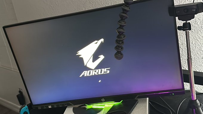 Maybe our prayers were heard 😂 Grant me have one mo lap around the sun &amp; I&rsquo;ll call it a good run #5yearsIn<a href="/tag/5yearsin"class="tags"><span>#5yearsin</span></a>