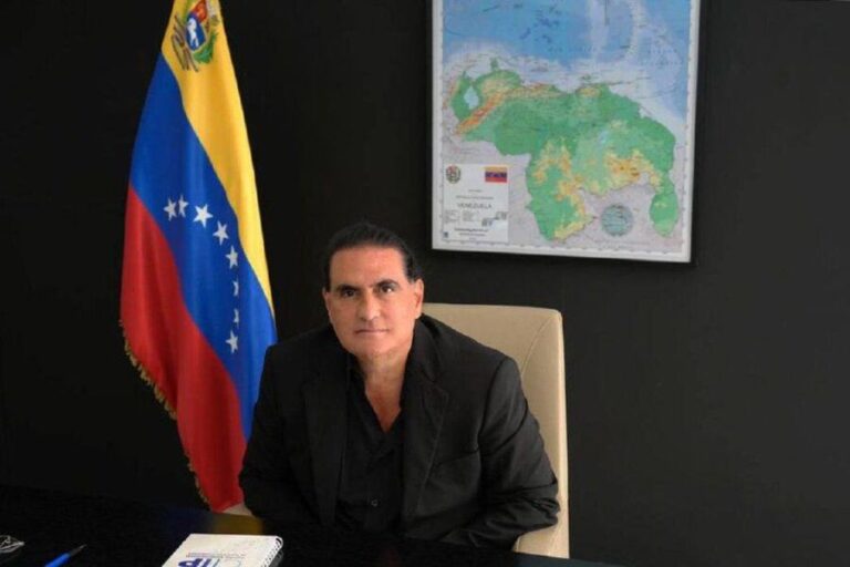 🔴 Alex Saab sobre sanciones: “Venezuela no llora, Venezuela factura” ciip.com.ve/alex-saab-sobr…