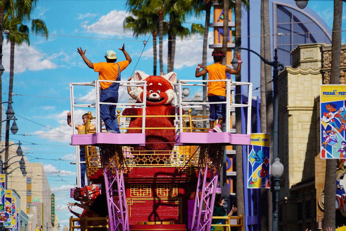 Today was a Magic Happens and Better Together type of day #disneyland #pixarfest #turningred