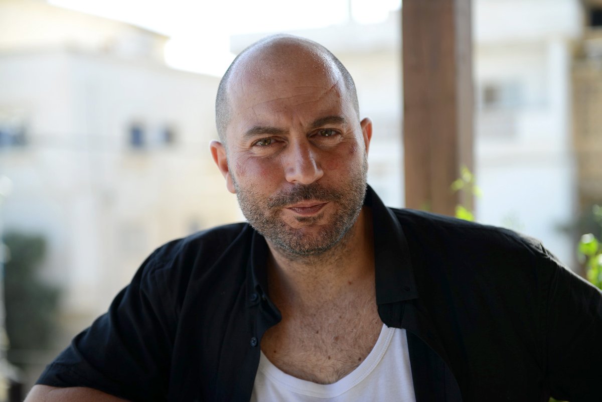 Promised @spindl_xyz that if they meet a crucial and ambitious product ship date, I'm shaving my head bald. I plan on going for the @lioraz look here. Not sure I have the native Israeli hard-assed-ness to pull this off.