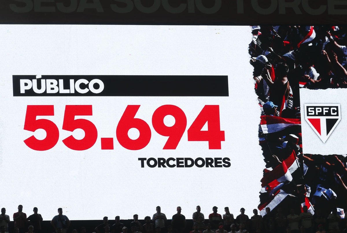 🏟️ Recorde de público em uma segunda-feira: 5️⃣5️⃣.6️⃣9️⃣4️⃣ tricolores no MorumBIS! Foi também o maior público do ano da #TorcidaQueConduz! 🔥 #VamosSãoPaulo 🇾🇪