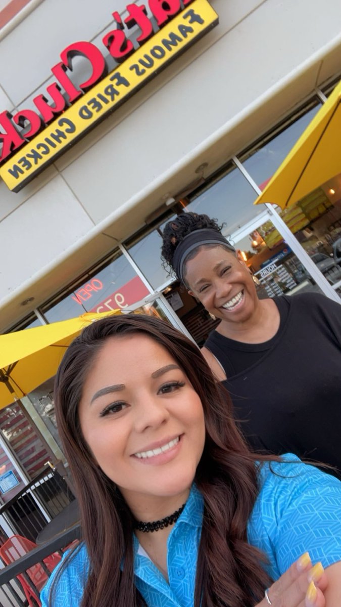 It’s Small Business Week y’all! Today I visited w/Mrs. Angela owner of What’s Cluckin’ and showed off our amazing small biz opps. Side note: That chicken is good fam, come see her! 🌟West Plano @NTX_Market @JosieCastroGar1 @SaidySantiago @EricJGraham_ @dbustamante1210 @colehamer