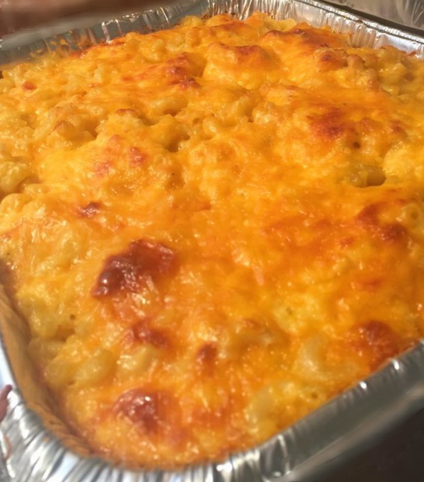 Baked Macaroni and Cheese 🧀 
homecookingvsfastfood.com 
#lovecooking #dinner #funfood #hungry #homecooking