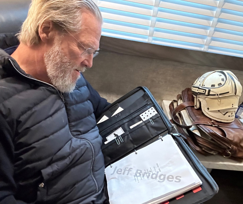 Jeff Bridges with the TRON: Ares script and original retro TRON helmet  🥲  #TronAres