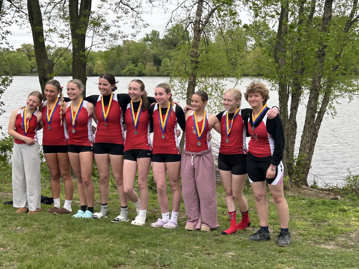Congrats to Harper and Ocean City High School Novice 8 on their silver medal this weekend at the 2024 Garden State Championships! Hard earned and well deserved!