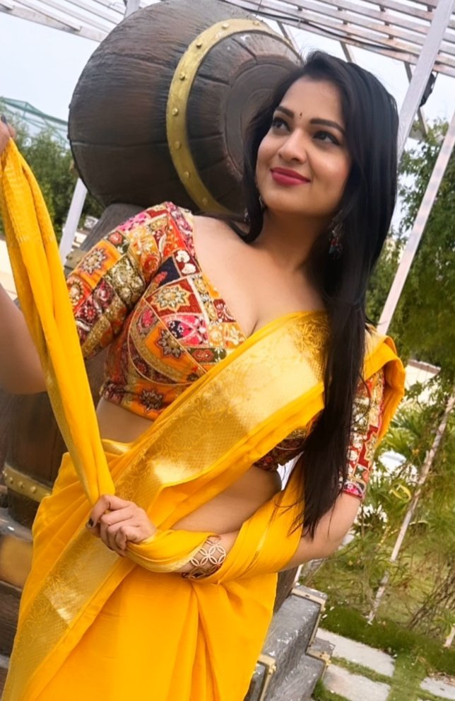 GMYHvqKbkAAVi4o?format=jpg&name=medium