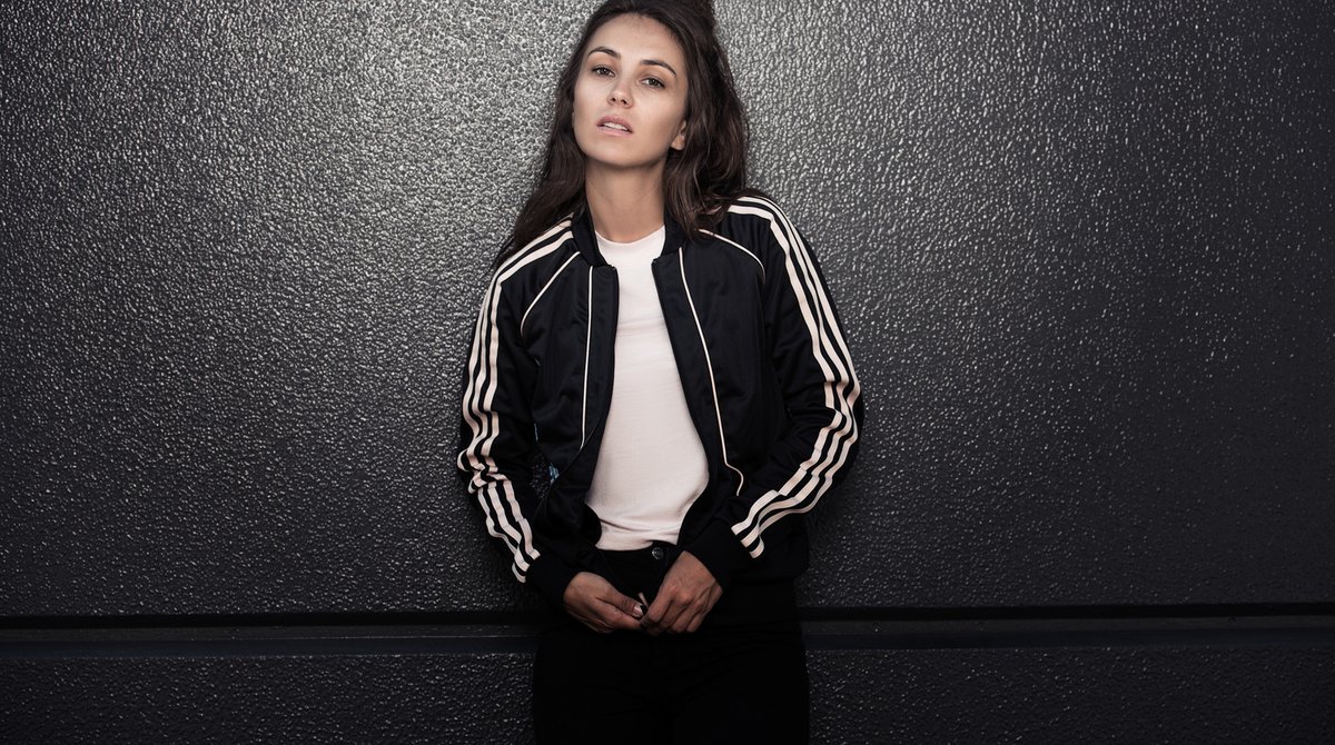 Amy Shark – “Loving Me Lover” Video chr.us/4aTqDPj