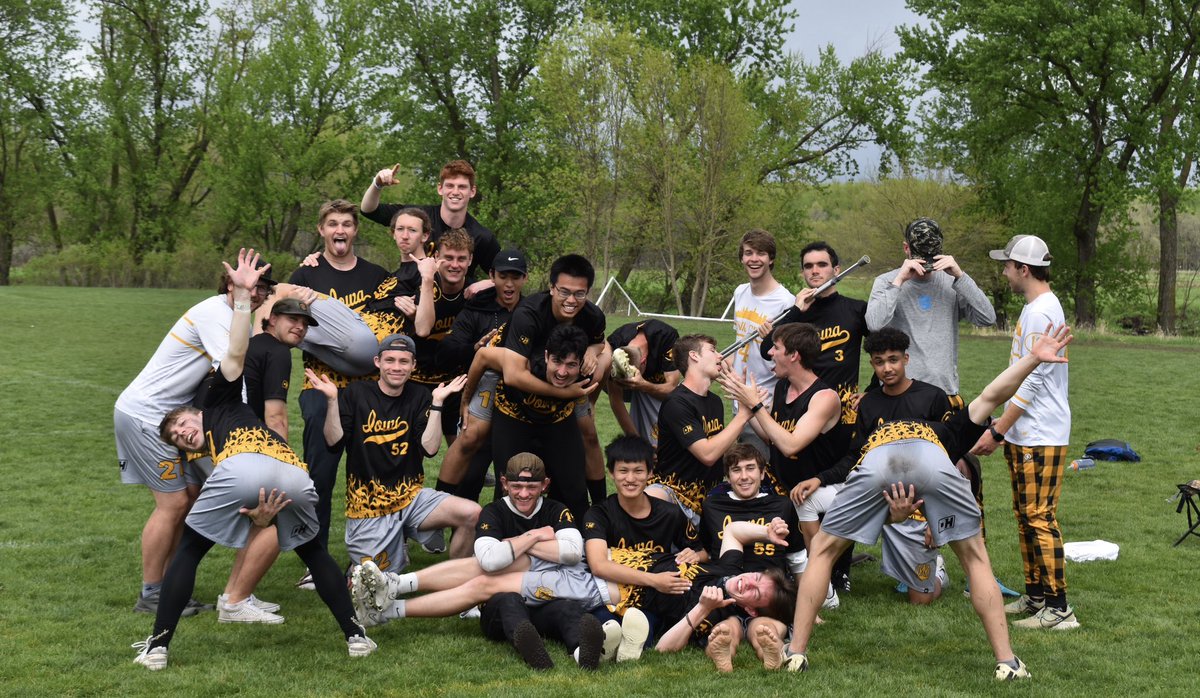 UofIowaUltimate's tweet photo. IHUC finished the season going 26-5, competing against some of the best teams in the nation, and tying the best finish we’ve had since 2011. 
Unfortunately that also means our seniors are leaving, their impact on this team will continue to lead us for years to come❤️❤️❤️❤️ https://t.co/afuRlTu94T