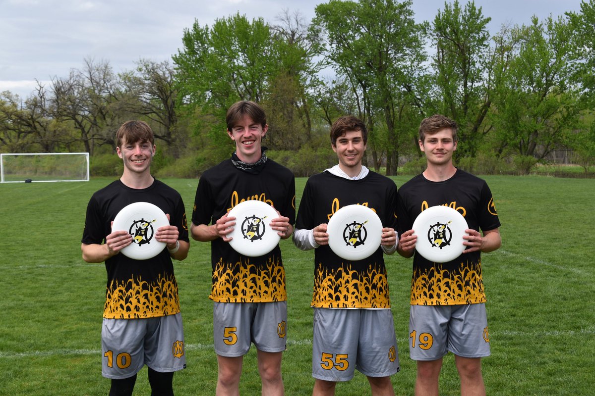 UofIowaUltimate's tweet photo. IHUC finished the season going 26-5, competing against some of the best teams in the nation, and tying the best finish we’ve had since 2011. 
Unfortunately that also means our seniors are leaving, their impact on this team will continue to lead us for years to come❤️❤️❤️❤️ https://t.co/afuRlTu94T