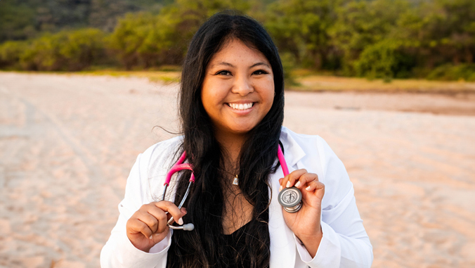 Future nurse practitioner empowers communities, one smile at a time - Hazel Jarquio’s Doctor of Nursing Practice project is aimed at addressing the prevalence of cavities among young children in Hawaiʻi ➡️ bit.ly/3VZiNzh #FacesOfManoa