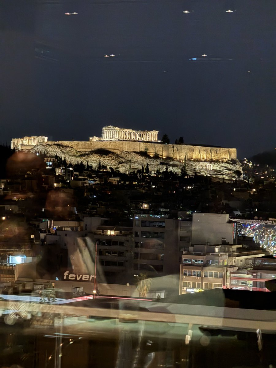 The night time is the right time #AcropolisofAthens