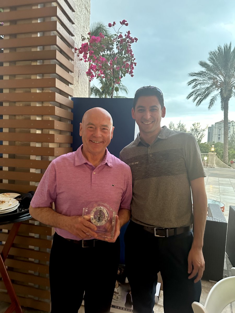 OmahaHKY's tweet image. Congratulations to Coach Kemp who was honored tonight in Naples, Florida with the NCHC Distinguished Service Award for his work at UNO and as an ambassador of college hockey! Another extremely well-deserved accolade.

📰: tinyurl.com/3tapb5e7

#OmahaHKY