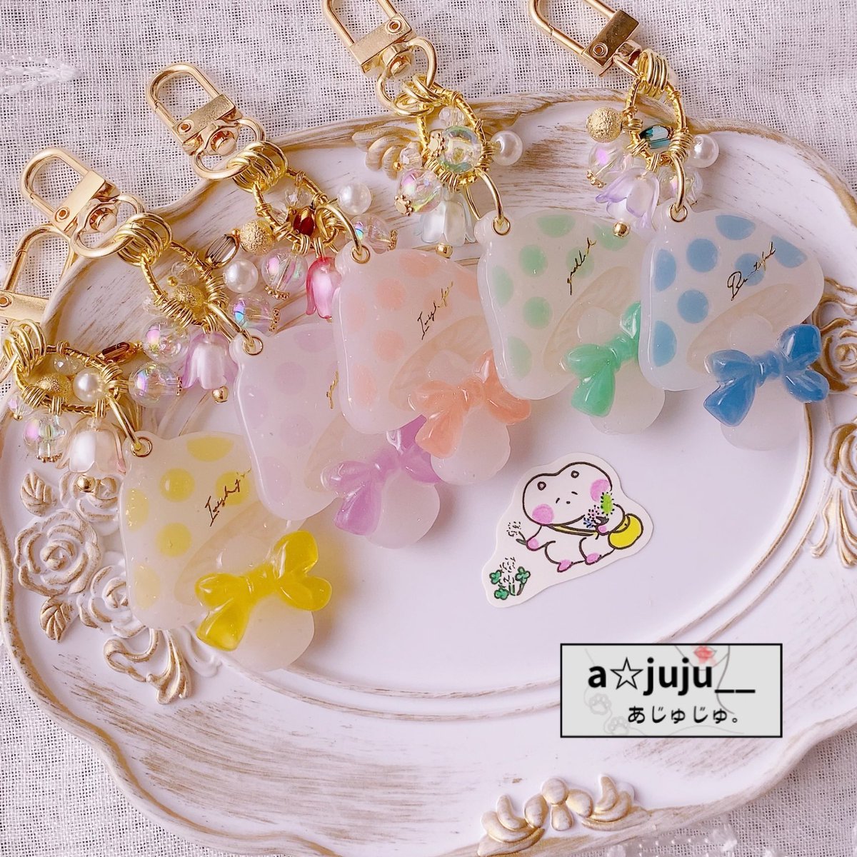 Chachamaru_Ajyu's tweet photo. おはようございます🌤️.°
本日もよろしくお願いいたします(՞ . ̫ .՞)"
🍄"きのこキーホルダー"🍄
きのこは金運upのシンボル(?)らしいです(*´艸`*)♡
#CRAFTCIRCUS
に出品する予定です🍄⸜( ¯⌓¯ )⸝🍄
#ハンドメイド好きさんとつながりたい https://t.co/5gNdZRpRFd