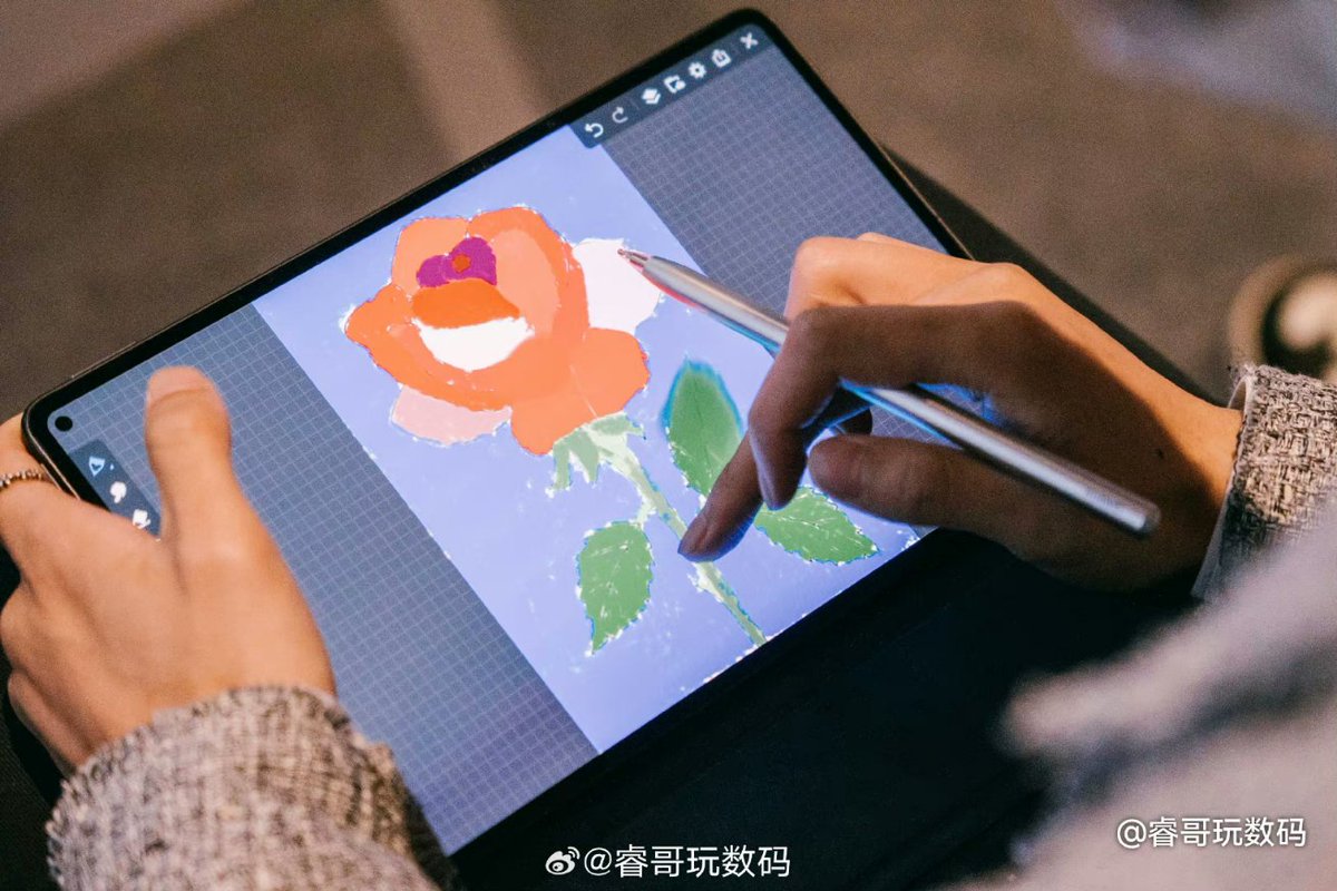 fabrizio_degni's tweet image. #Huawei #GoPaint: Unexpectedly, Huawei has launched a painting software. It is reported that this application has a rich variety of brushes and also features smart painting capabilities, allowing even beginners to paint.

Soon news. 👌