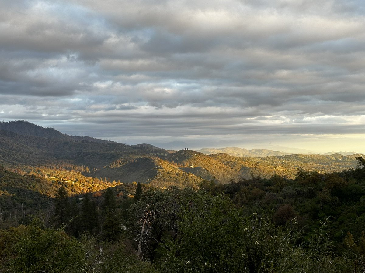 Our Airbnb for the night near Sequoia NP #California #SequoiaNationalPark