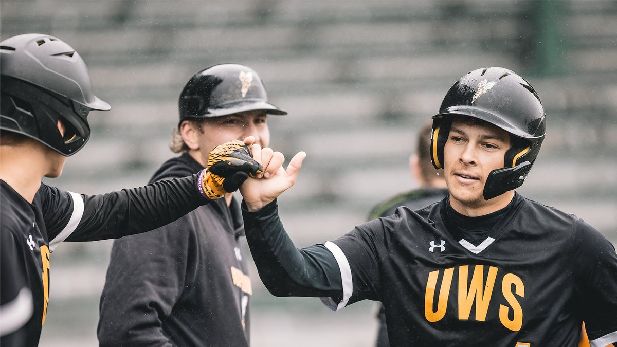 RECAP: The Yellowjackets took down St. Scholastica for the second time in school history by a score of 12-6. 

Read: bit.ly/4bgpi4T

#WeAreSuperior