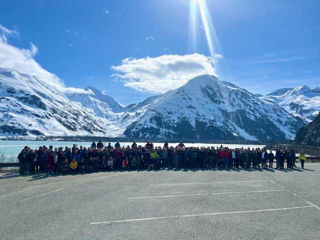 An AMAZING first day at #SSA2024! Thanks so much to our field seminar leaders for a day of landslides and orcas and accretionary prisms and otters. Did we miss anything?? Tag us #SSA2024 when you post those photos!